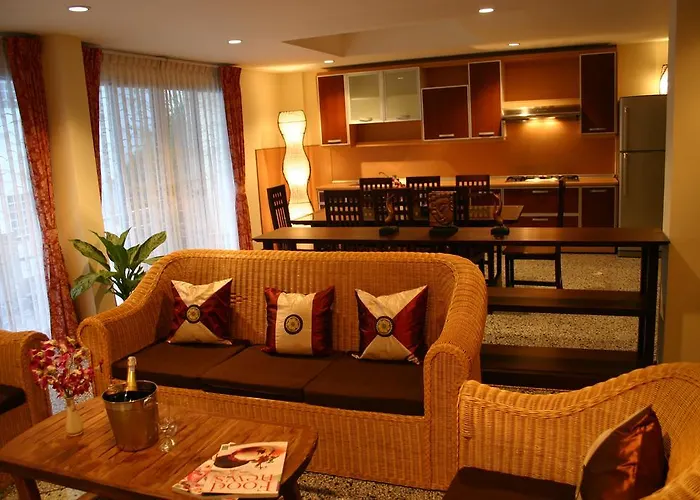 Tolmaj Family Apartment