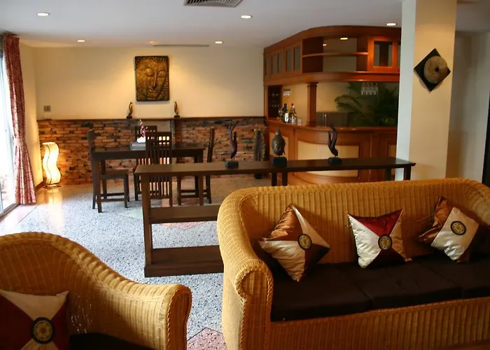 Tolmaj Family Apartment